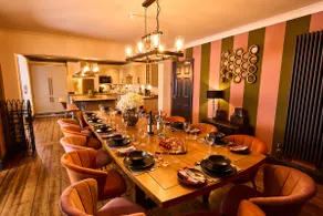 Luxury Group Retreat, Fire Pit, Al Fresco Dining - Image 2