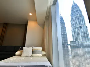 𝑲𝑳𝑪𝑪 & 𝑲𝑳 𝑻𝑶𝑾𝑬𝑹 𝑽𝑰𝑬𝑾 : 2-Bedroom Luxury Residence - Image 5