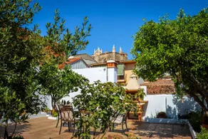 El Patio de los Naranjos - Image 2