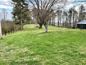 The Home Place Near Flat Lick Falls - Image 2