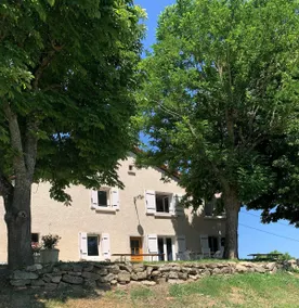 Country home with panoramic south-facing view - Image 2