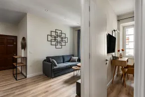 Lorenzo Mavili Suite - Image 4