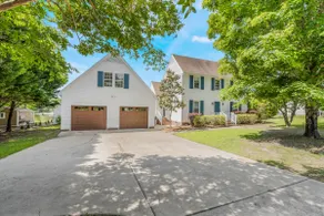 Waterfront Wonder:Lake Views, Quiet, Central, Pets - Image 2
