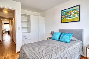 Cozy, stunning 3 BR Apartment - Image 4