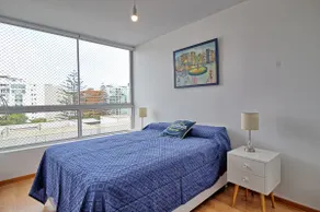 Cozy, stunning 3 BR Apartment - Image 2