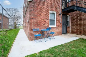 420-Friendly Suite Near Metro & Dispensary - Image 4