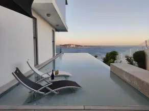 Modern Villa with Sea & River View Pool and Gym. - Image 3