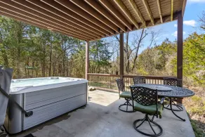 Bear Creek Lodge! Priv Hot Tub, Billiards, 2 Pools - Image 4