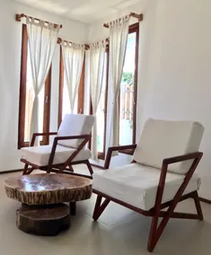 Charming 2Br House w/ Rooftop - Image 2