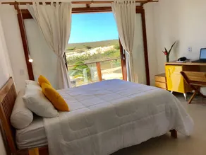 Charming 2Br House w/ Rooftop - Image 4