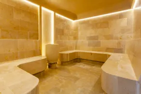 Exclusive Luxury Suite + pool - Image 3