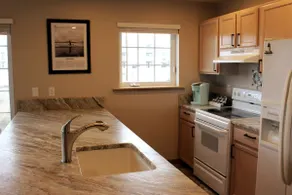 Ocean Front, Ground Floor, Spacious, Corner Unit - Image 3