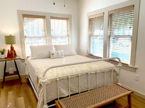 Cozy Vintage Cottage: Kayak, Fish, Birdwatch Bliss - Image 4