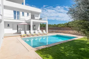 STUNNING VILLA MARIANELLA, CASA GRIS, POOL, BBQ, AC, FREE WiFi - Image 3