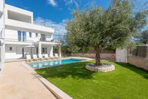 STUNNING VILLA MARIANELLA, CASA GRIS, POOL, BBQ, AC, FREE WiFi - Image 4
