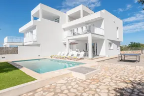 STUNNING VILLA MARIANELLA, CASA GRIS, POOL, BBQ, AC, FREE WiFi - Image 5