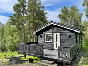 Cozy cabin in magnificent nature - Image 3