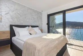 Lux Modern Villa• Airport 25 min• Pool•Jacuzzi•EVC - Image 4