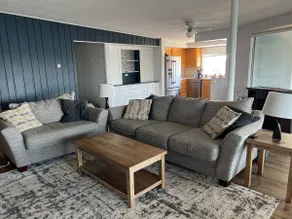 The Sunset Suite at Driftwood - Image 2