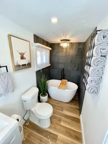 The Bungalow on Berkeley - NEW w/Game Room - Image 5