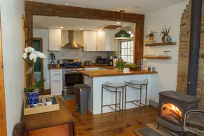 Hike, Ski & More: Restored 1845 Catskills Home - Image 3