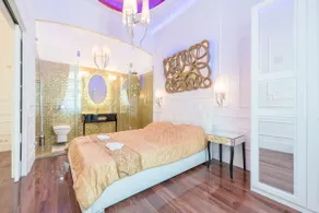 King street Glam | 2BR | Wellness & Free Parking - Image 3