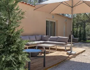 Private villa, pool and spa - Image 3