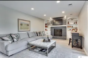 Newly Remodeled Home - 20 minutes from anywhere in Omaha! - Image 2