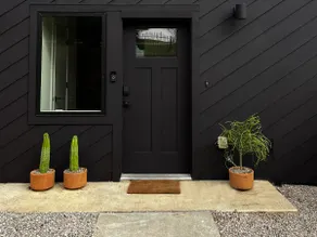Stylish East Austin 2BR | Walk to East 6th - Image 3