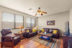 NEW! Tempe/Private Patio/ASU/Old Town Scottsdale - Image 2