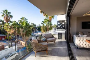 Downtown Condo With Great Views, Shared Pool, Hot Tub, & Grill - Image 4