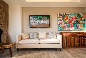 Downtown Condo With Great Views, Shared Pool, Hot Tub, & Grill - Image 3