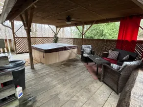 Birmingham Cabin (Hot Tub, Wi-Fi, Pet friendly) - Image 3