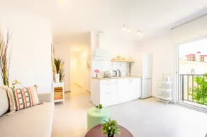 Brand new 2 bedroom, beach and downtown by 10ToSea - Image 2