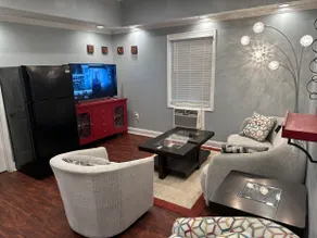 2 bedroom furnished apartment D * red - Image 4