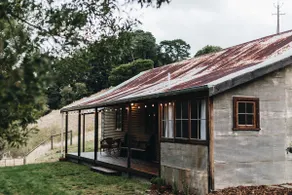 Australian Heritage Design Stay - Pickers Hut - Image 2