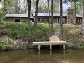 Old fashion Cabin, recently updated - On River - Image 2