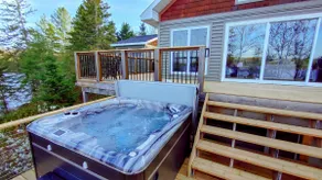 Brick's Lake House Retreat - Image 5