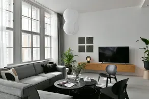 Stylish Quiet 2BR Loft No.2 by Stepan - Image 3