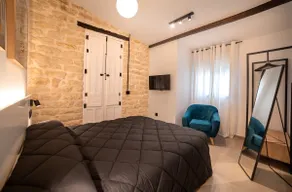 Penthouse with terrace, 1 bedroom - Image 3