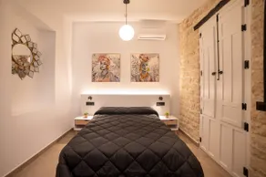 Penthouse with terrace, 1 bedroom - Image 4