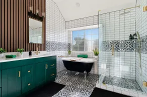 Mad Hatter Haven: Heated Pool & Playroom! - Image 5
