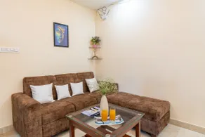Homlee-Jumbo 1BHK- 2 ACs-Laxman Jhula-Lift-Parking - Image 4