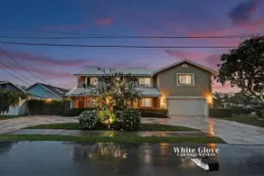 Incredible 7BR w/ Game Room Heated Pool & Jacuzzi! - Image 2