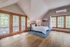 Private Guesthouse in the Woods - Image 3