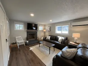 The Cottage at Eagle's Landing - Table Rock Lake - Image 3
