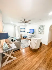 Cozy Home Minutes to Downtown - Image 4