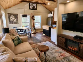 Secluded Cottage in Townsend - Image 3