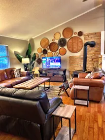 Boho Cabin in the Pines - Image 2