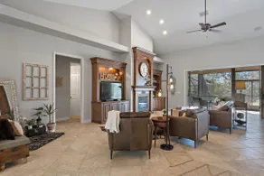 Stunning Blk Diamond Ranch home - Image 4